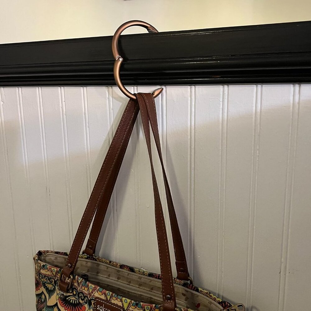 Women Bag Hanger Ring That Opens Into a Hook Close Automatically Polished Copper - Picture 6 of 9